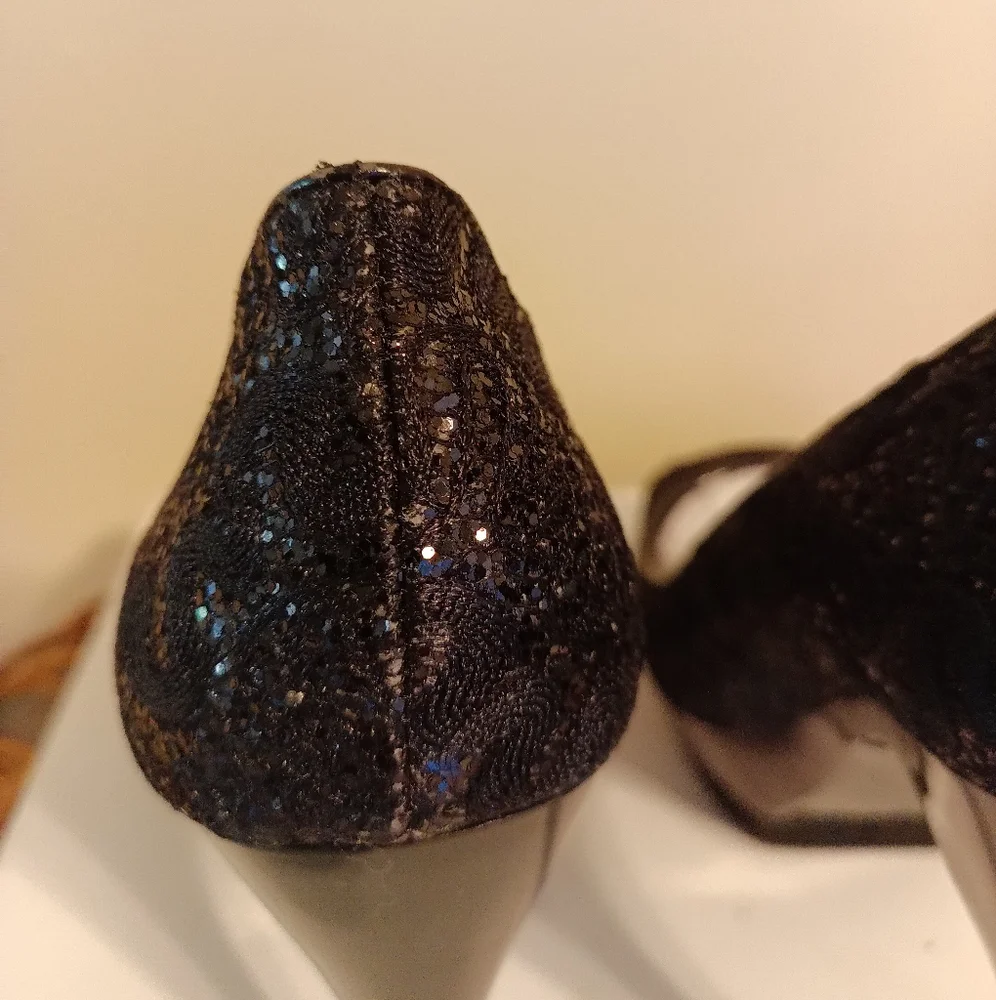 Bakers stilleto peep toe glitter bling black heel size 7.5 NWOT